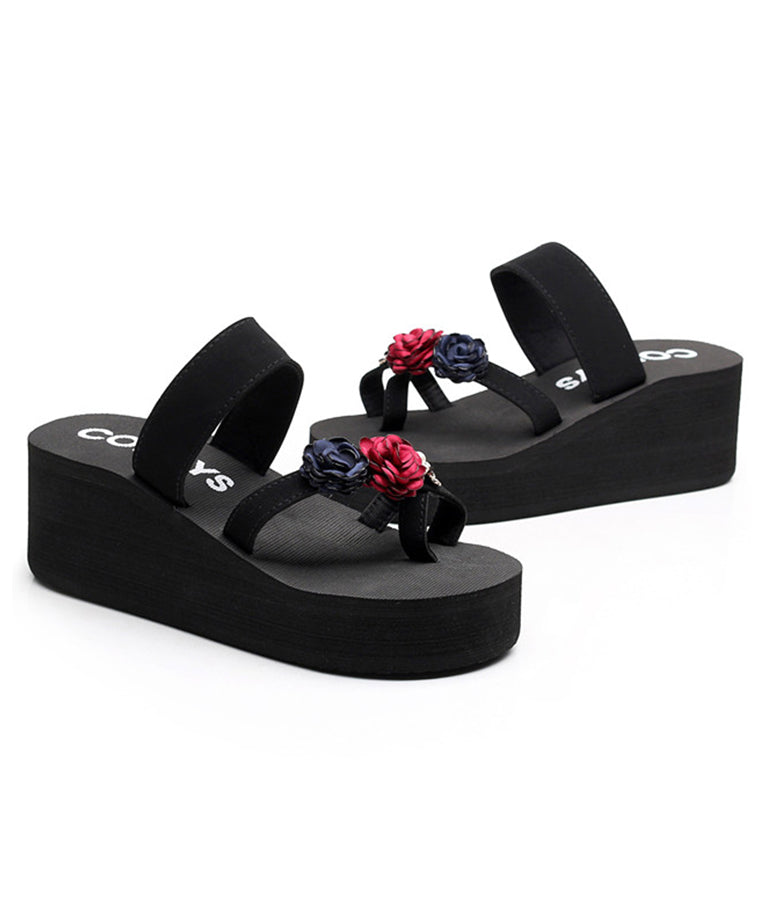 Graceful Orthopedic Sandals for Modern Look