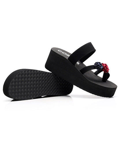 Graceful Orthopedic Sandals for Modern Look