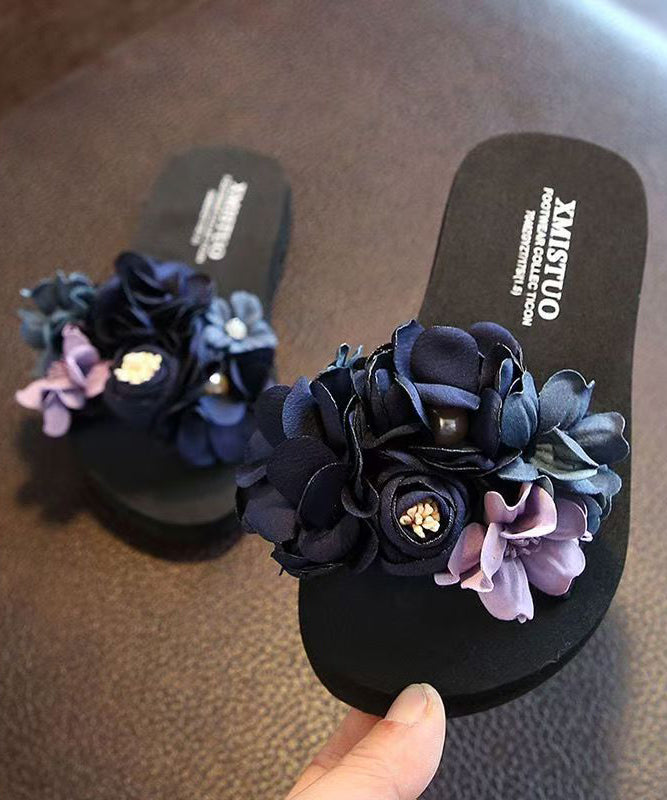 Graceful Orthopedic Sandals for Modern Look