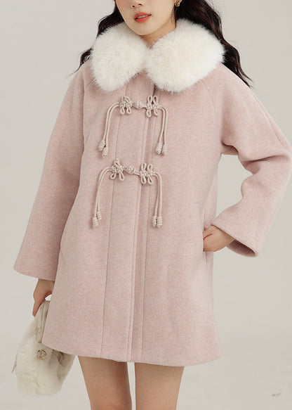 Gracefully Styled Coat for Any Occasion
