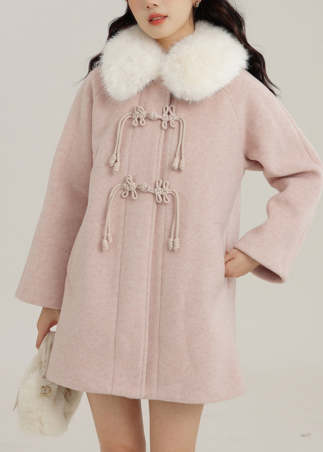 Gracefully Styled Coat for Any Occasion