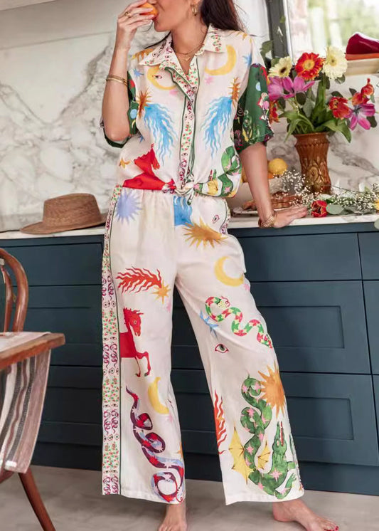 Effortlessly Elegant Pants with a Timeless Design