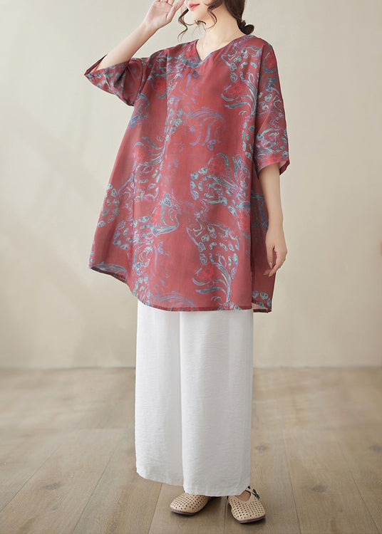 Effortlessly Elegant Top with a Timeless Design