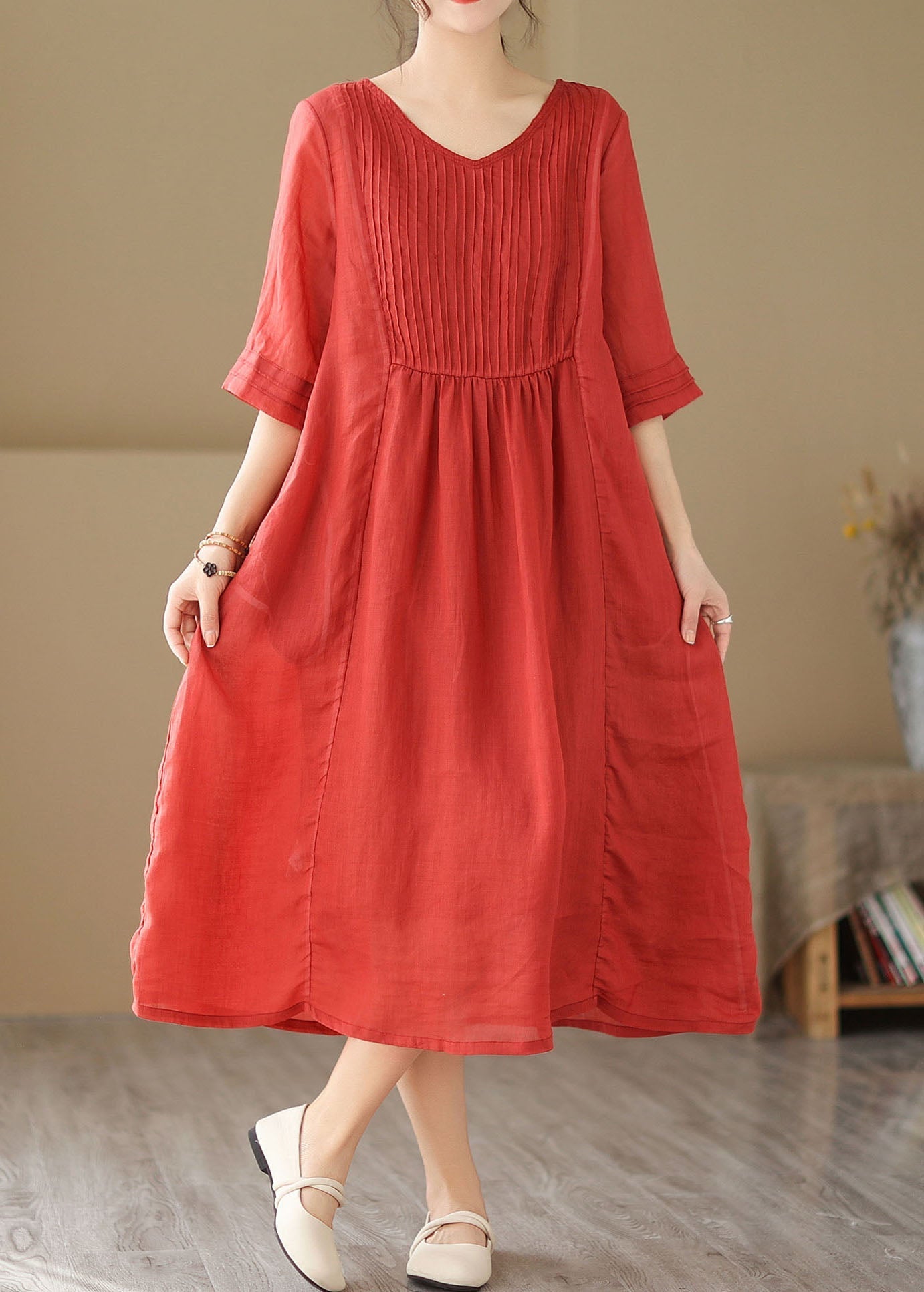 Sophisticated Dress with a Clean Classic Look