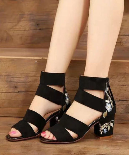 Graceful Orthopedic Sandals for Modern Look