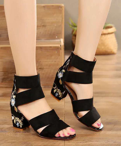 Graceful Orthopedic Sandals for Modern Look
