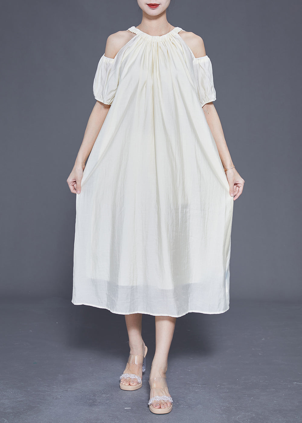 Beautifully Crafted Dress in a Classic Style