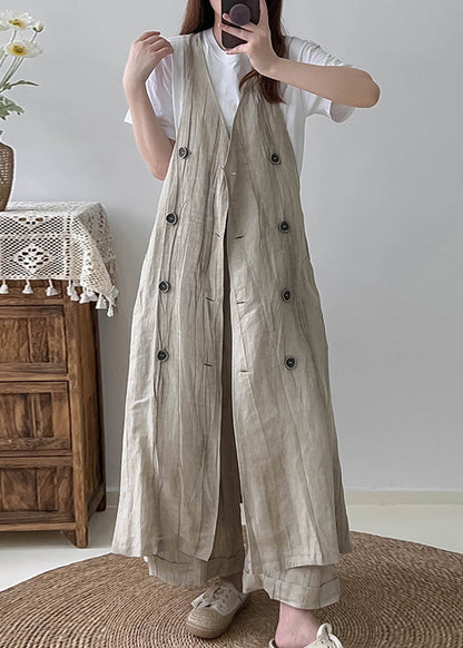 Sophisticated Garment with a Clean Classic Look
