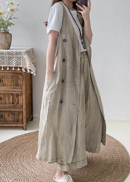 Sophisticated Garment with a Clean Classic Look