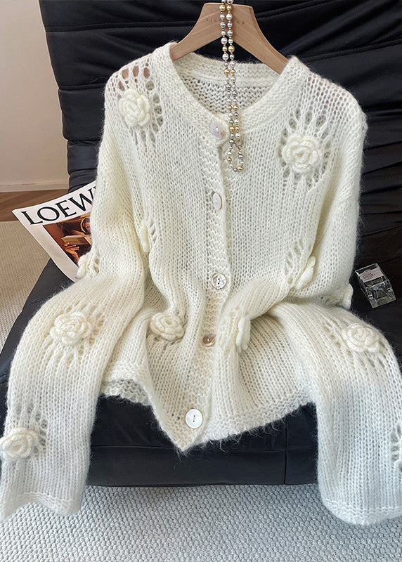 Gracefully Styled Cardigan for Any Occasion