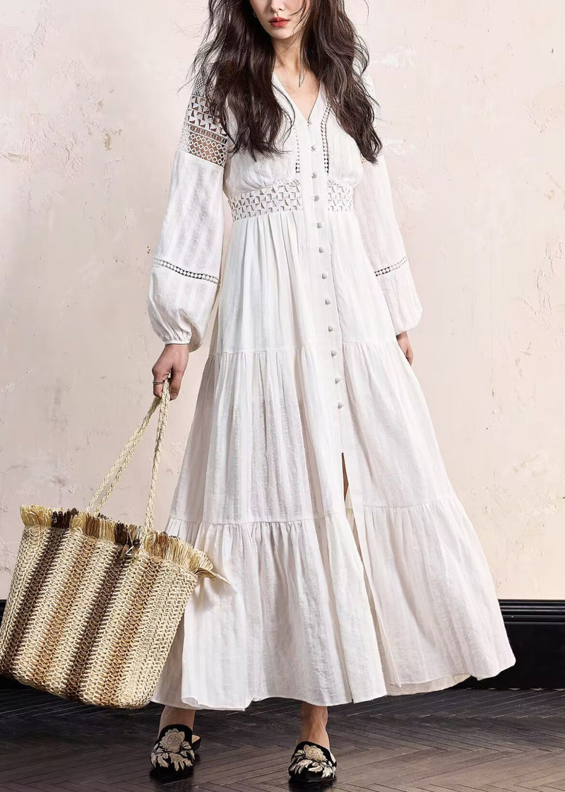 Effortlessly Elegant Blouse with a Timeless Design