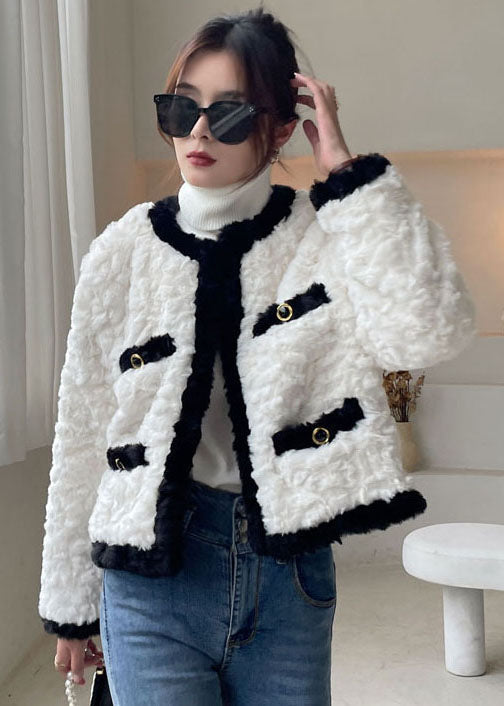 Gracefully Styled Jacket for Any Occasion