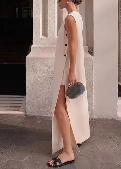 Effortlessly Elegant Dress with a Timeless Design