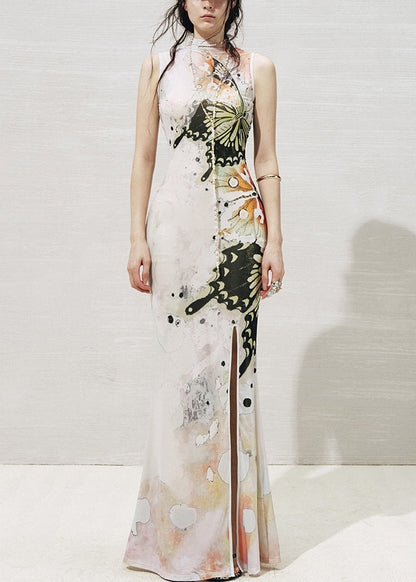 Effortlessly Elegant Garment with a Timeless Design