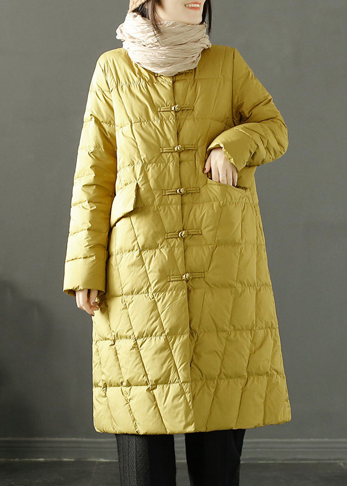 Gracefully Styled Coat for Any Occasion