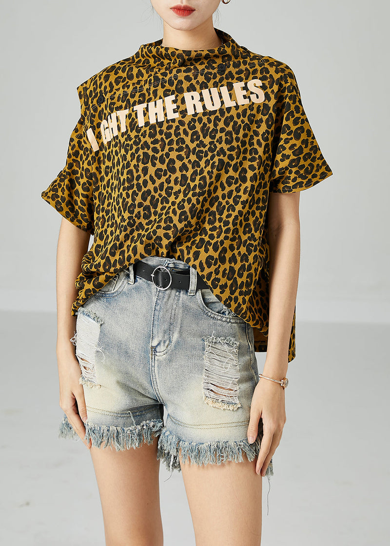 Effortlessly Elegant Top with a Timeless Design