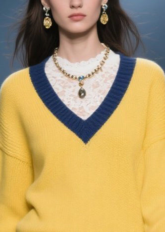 Polished Top with an Effortless Classic Look