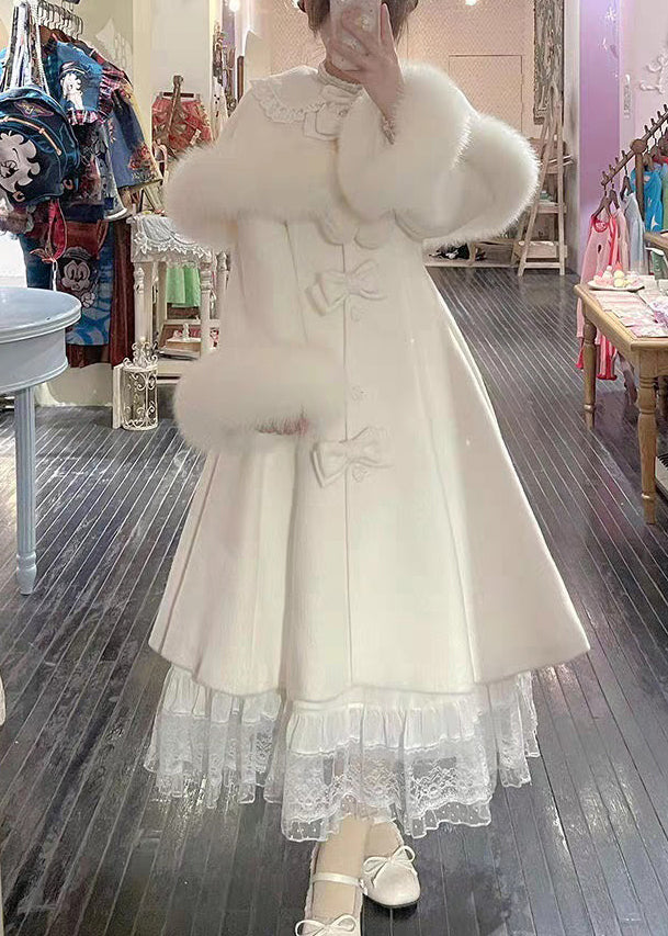 Gracefully Styled Coat for Any Occasion