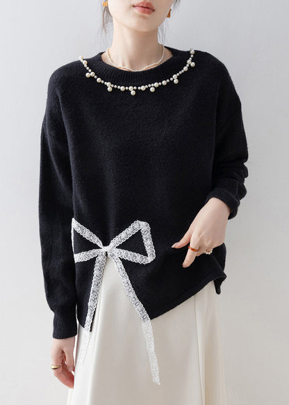 Classic Vintage Pullover with a Flattering Fit