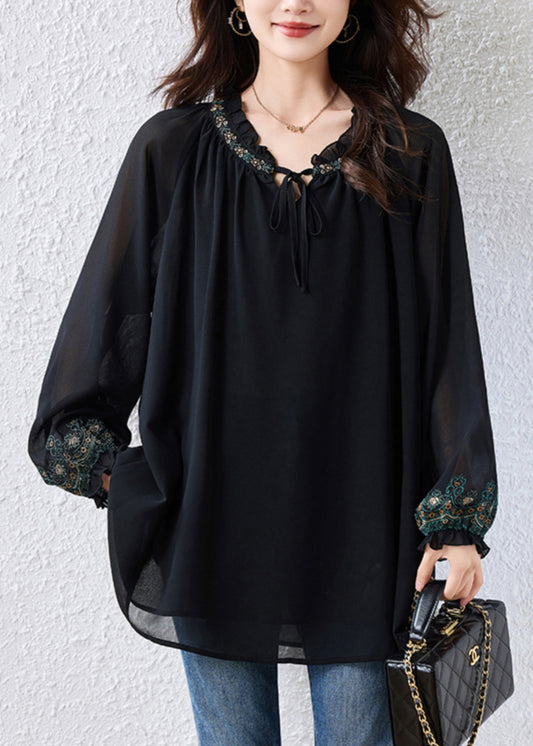 Classic Vintage Blouse with a Flattering Fit