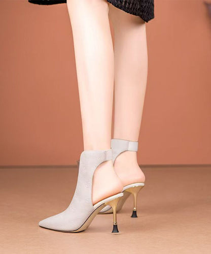Graceful Orthopedic Boots for Modern Look