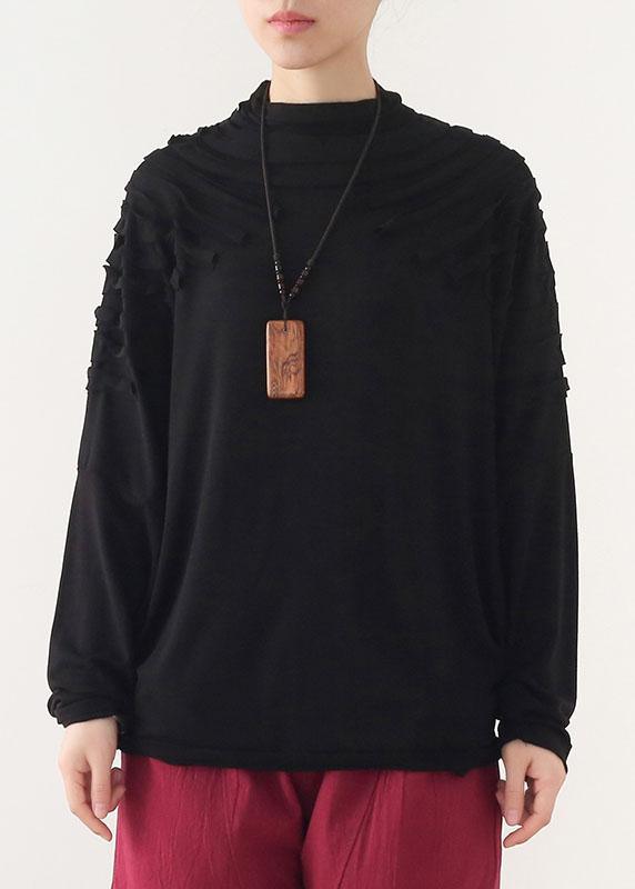 Well Tailored Sweater with a Graceful Silhouette