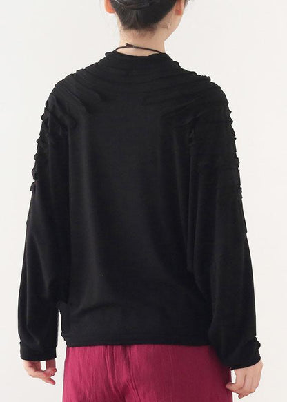 Well Tailored Sweater with a Graceful Silhouette