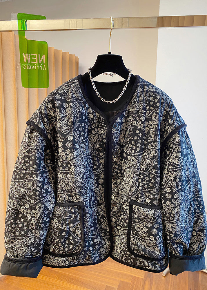 Elegantly Styled Jacket for Everyday Wear