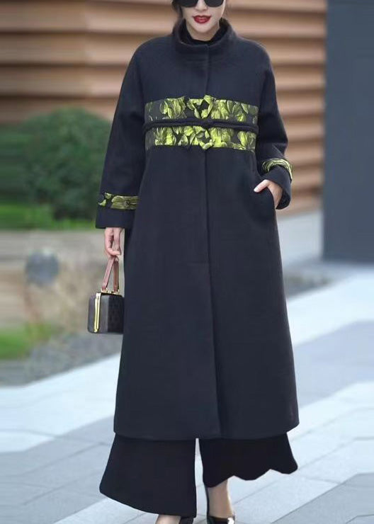 Classic Vintage Coat with a Flattering Fit