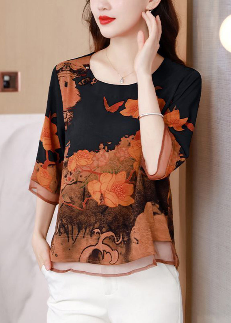 Beautifully Finished Blouse in a Timeless Design