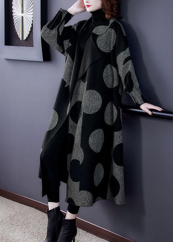 Classic Vintage Coat with a Flattering Fit