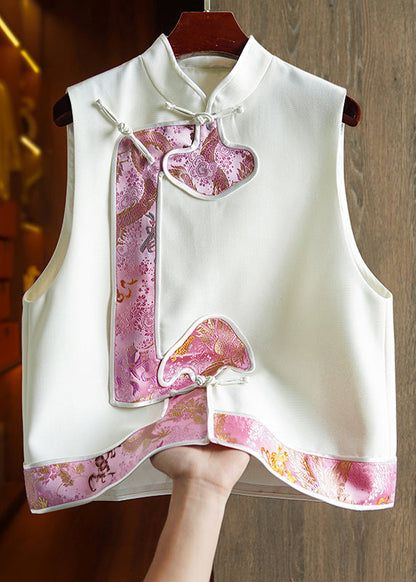 Sophisticated Garment with a Clean Classic Look