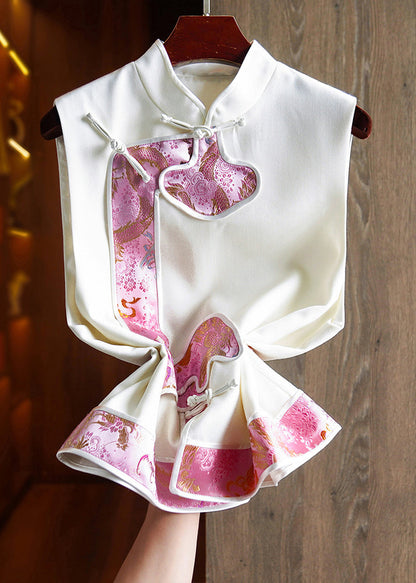 Sophisticated Garment with a Clean Classic Look