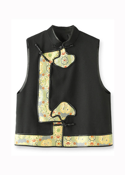Sophisticated Garment with a Clean Classic Look