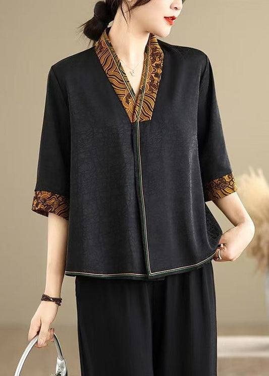 Effortlessly Elegant Shirt with a Timeless Design