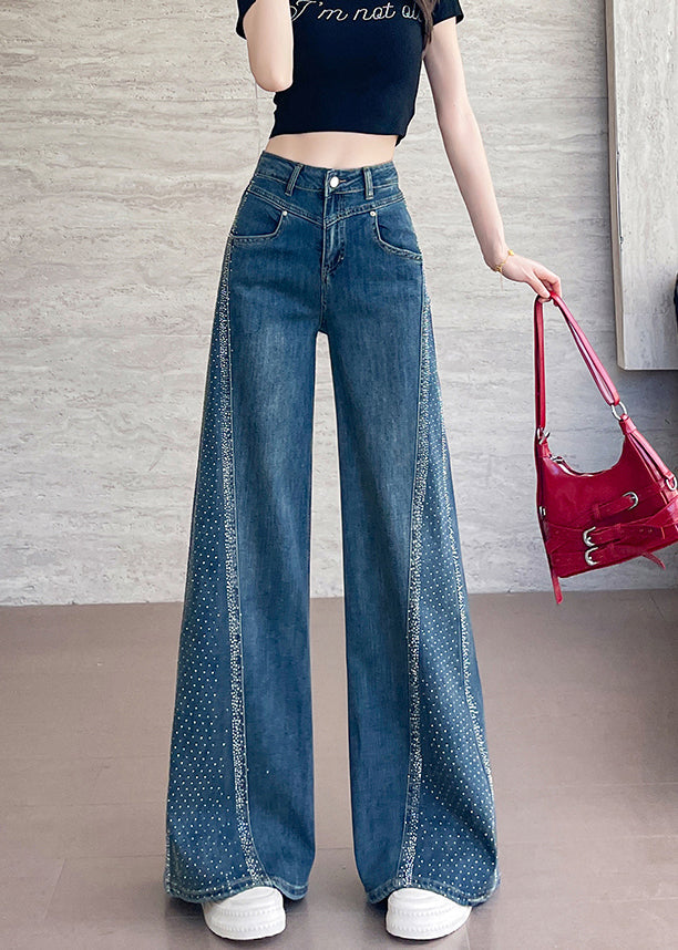 Sophisticated Pants with a Clean Classic Look