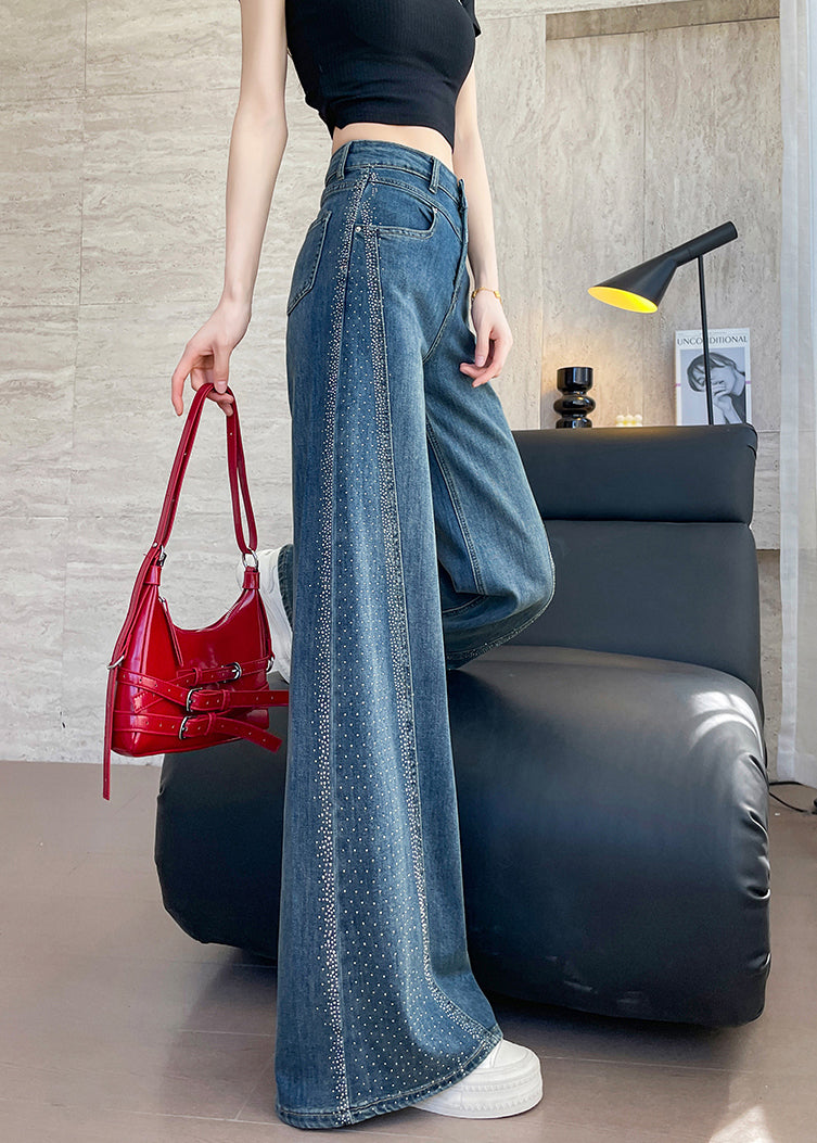 Sophisticated Pants with a Clean Classic Look