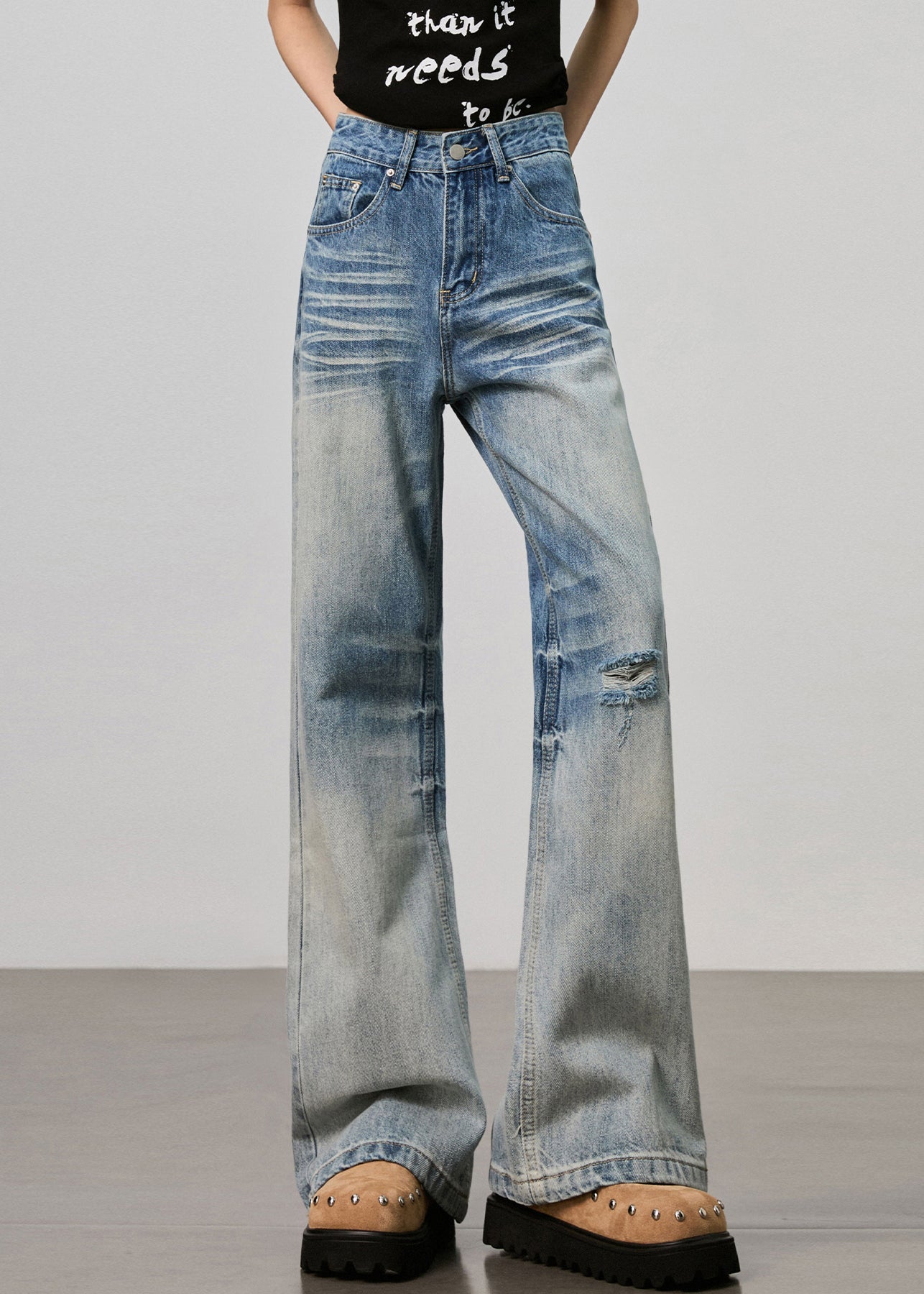 Classic Vintage Pants with a Flattering Fit