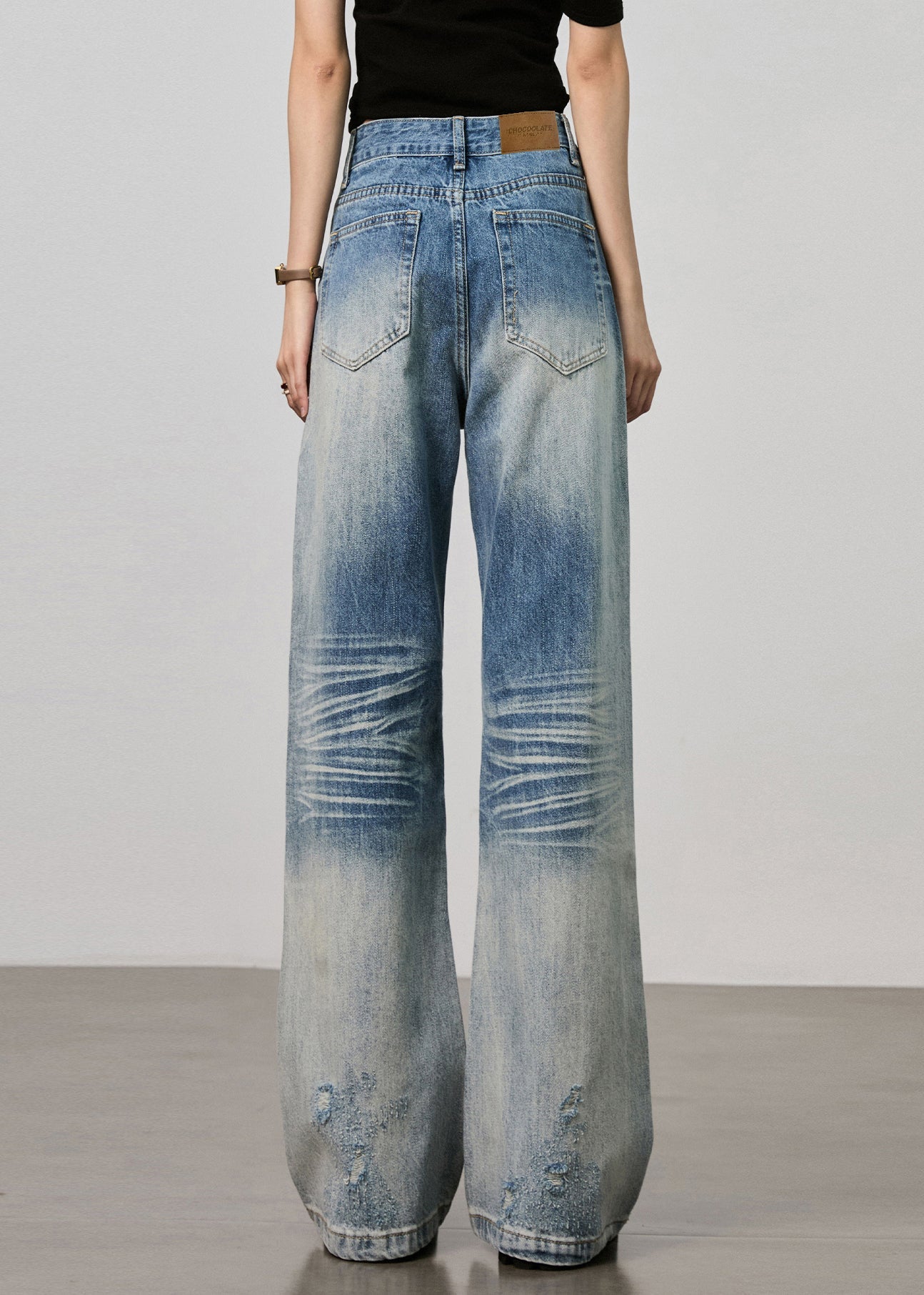 Classic Vintage Pants with a Flattering Fit