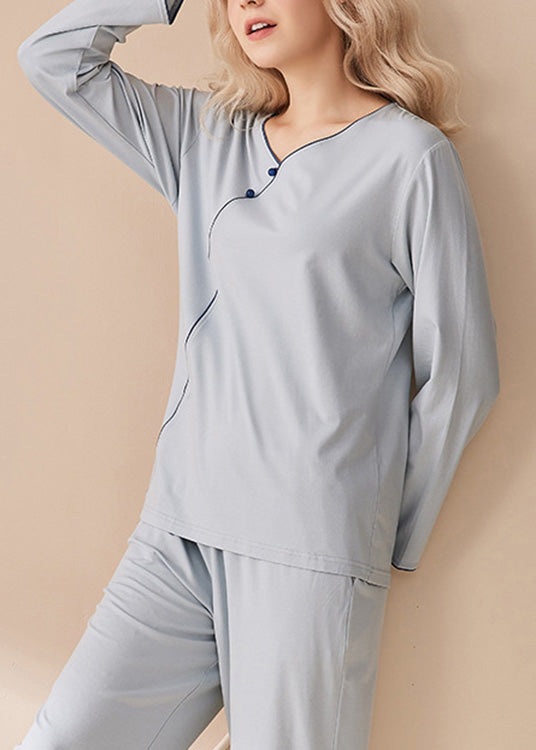 Well Tailored Garment with a Graceful Silhouette