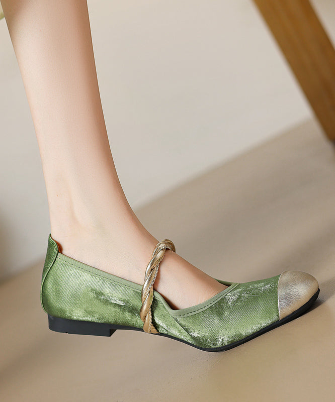 Graceful Orthopedic Loafers for Modern Look