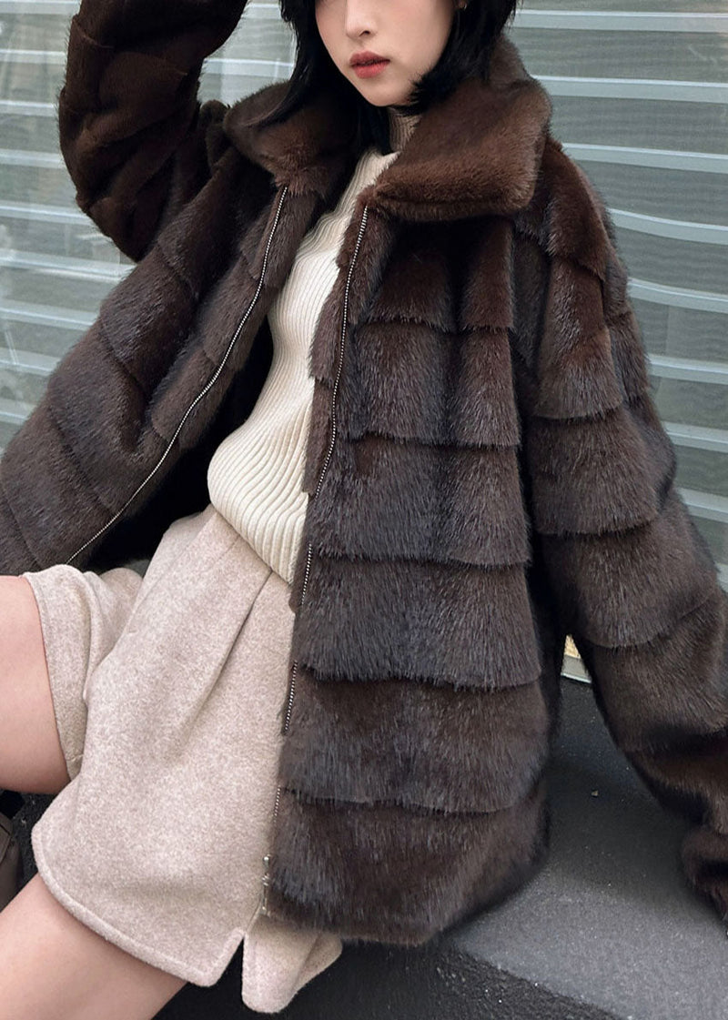 Gracefully Styled Coat for Any Occasion