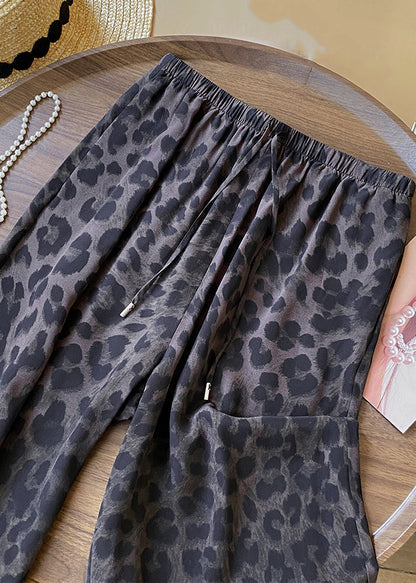 Sophisticated Pants with a Clean Classic Look
