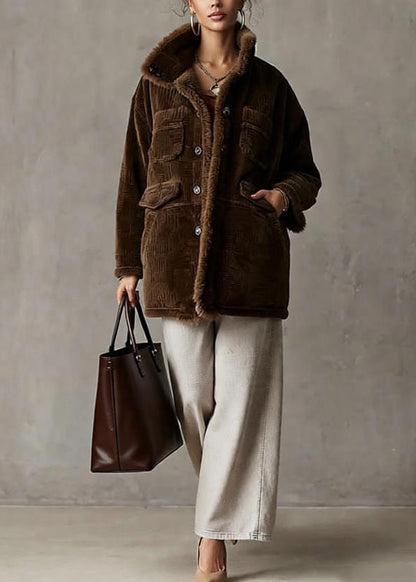 Elegantly Styled Coat for Everyday Wear
