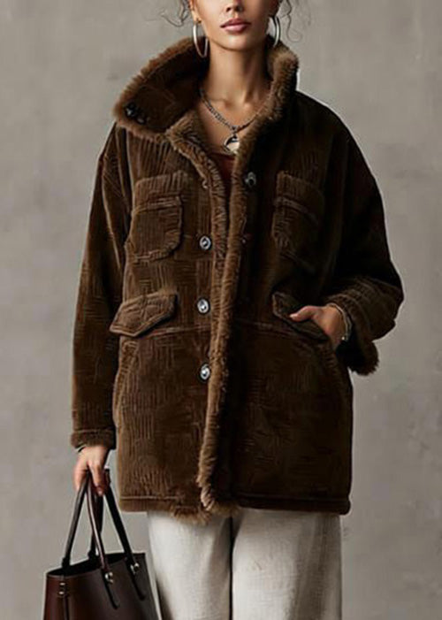 Elegantly Styled Coat for Everyday Wear