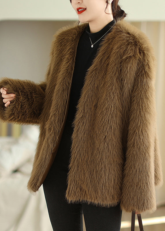 Elegantly Styled Coat for Everyday Wear