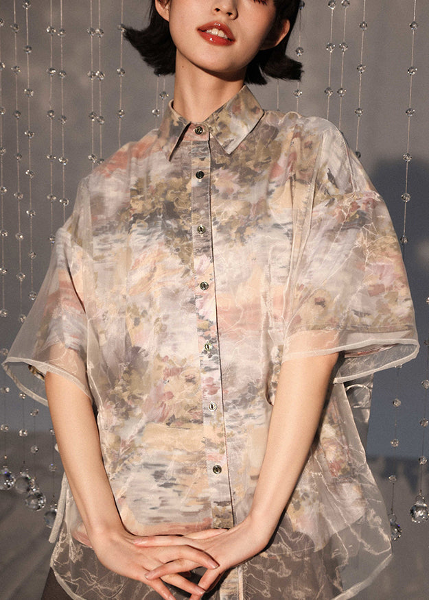 Effortlessly Elegant Shirt with a Timeless Design