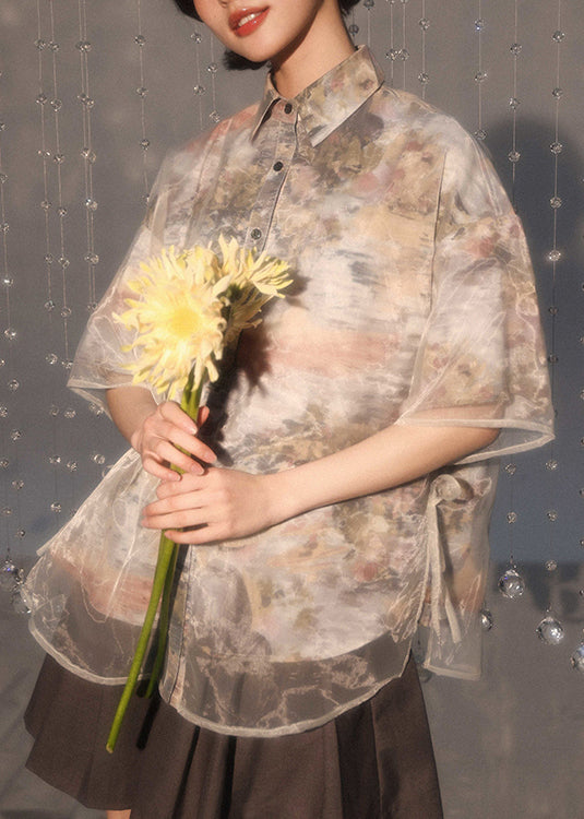 Effortlessly Elegant Shirt with a Timeless Design