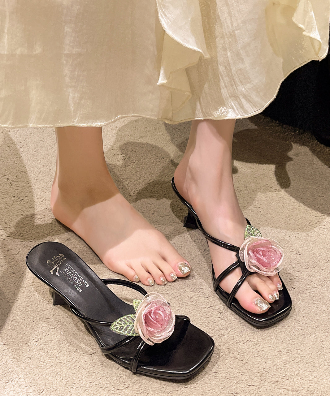 Graceful Orthopedic Sandals for Modern Look