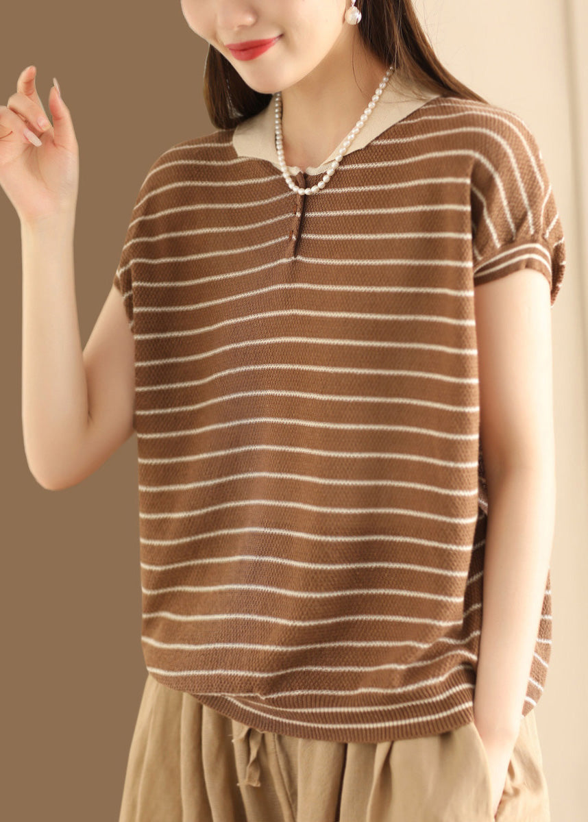 Effortlessly Elegant Top with a Timeless Design